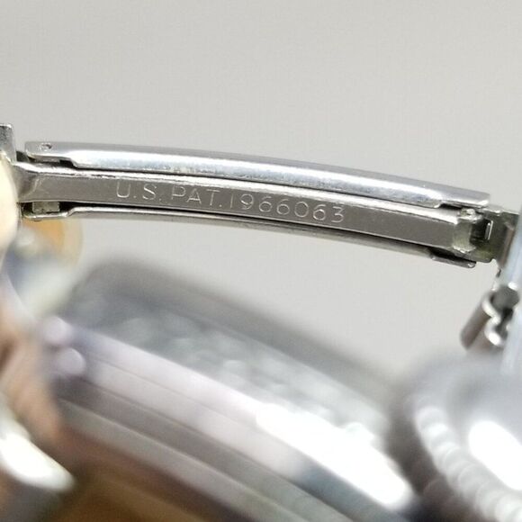 Vintage New Haven Jewelry Watch, Silver Tone Case, AS IS Parts Repair - Picture 5 of 7